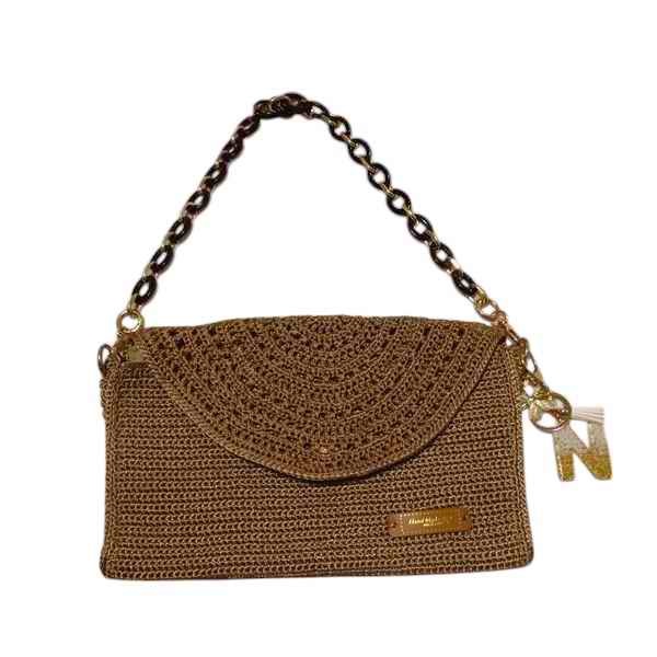 GOLDEN CHARM HANDGEHÄKELTE TASCHE